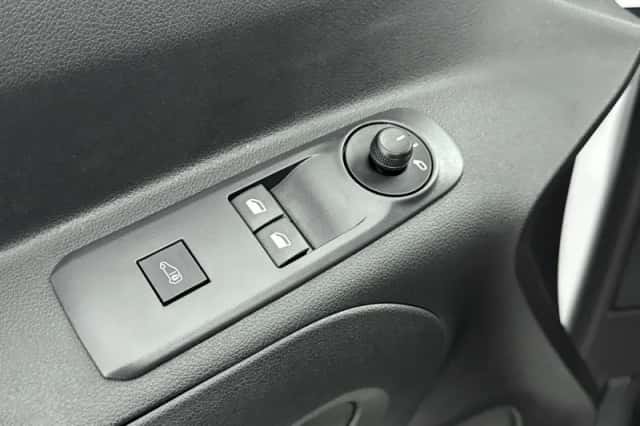 Peugeot E-Partner (2023) thumbnail 17