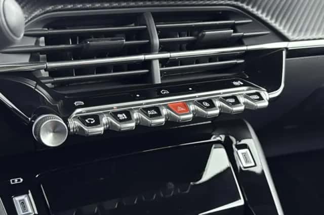 Peugeot 2008 (2025) thumbnail 25