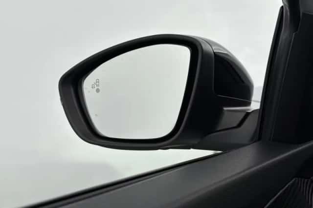Peugeot 2008 (2025) thumbnail 31