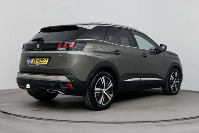 Peugeot 3008 (2019) thumbnail 11