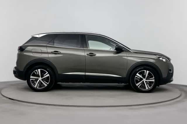 Peugeot 3008 (2019) thumbnail 12