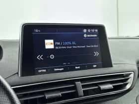 Peugeot 3008 (2019) thumbnail 23