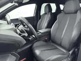 Peugeot 3008 (2019) thumbnail 5