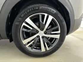 Peugeot 3008 (2019) thumbnail 7