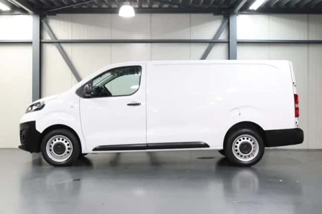 Fiat Scudo (2024) thumbnail 2