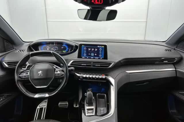 Peugeot 3008 (2020) thumbnail 11