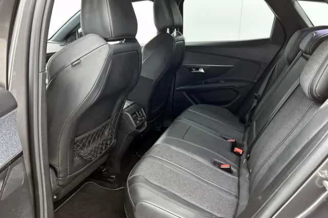 Peugeot 3008 (2020) thumbnail 25
