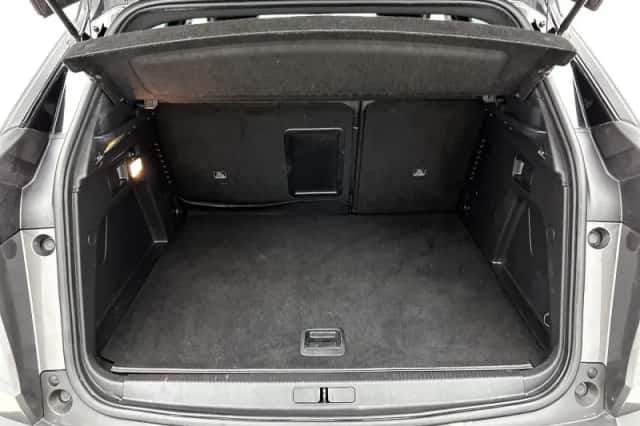 Peugeot 3008 (2020) thumbnail 26