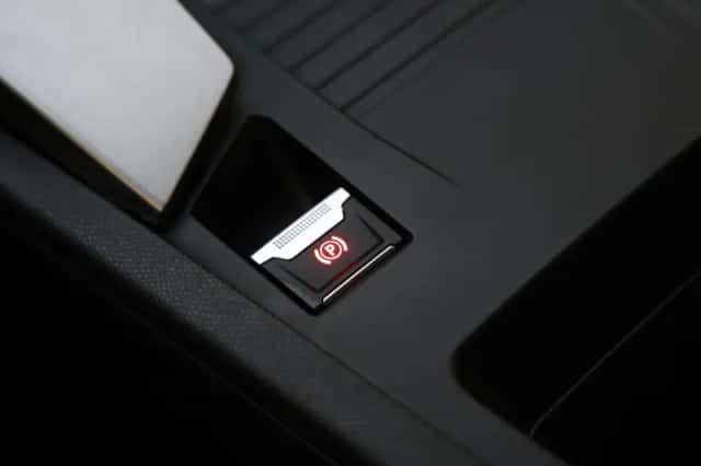 Peugeot 408 (2025) thumbnail 37