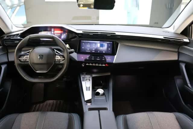 Peugeot 408 (2025) thumbnail 9