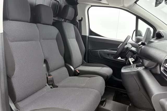 Peugeot Partner (2024) thumbnail 24