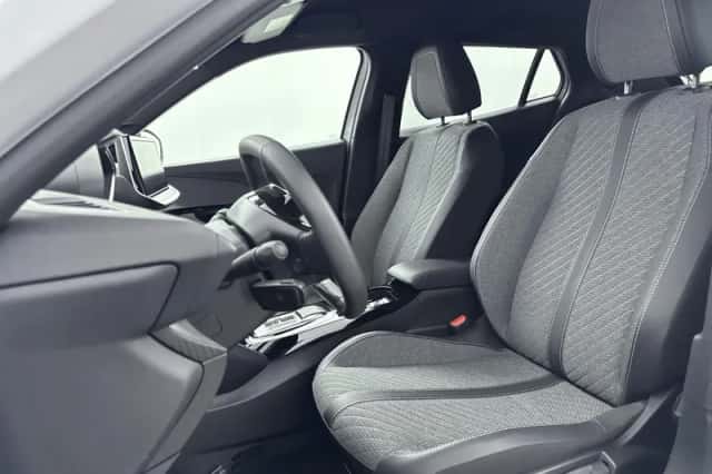 Peugeot e-2008 (2025) thumbnail 7