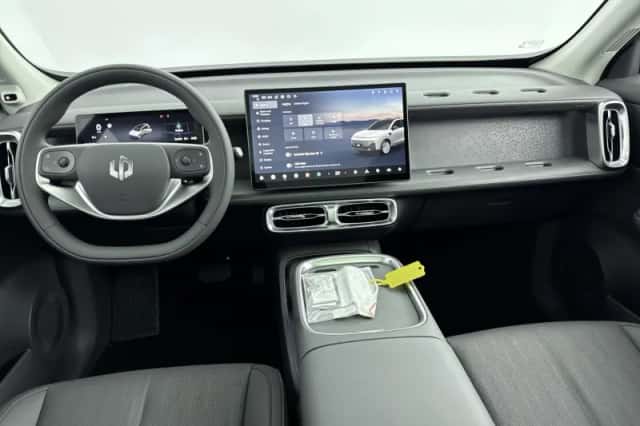 Leapmotor B10 (2026) thumbnail 7