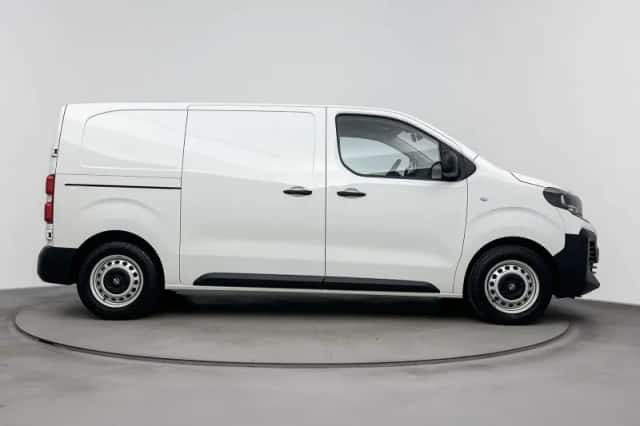 Opel Vivaro-e (2025) thumbnail 12