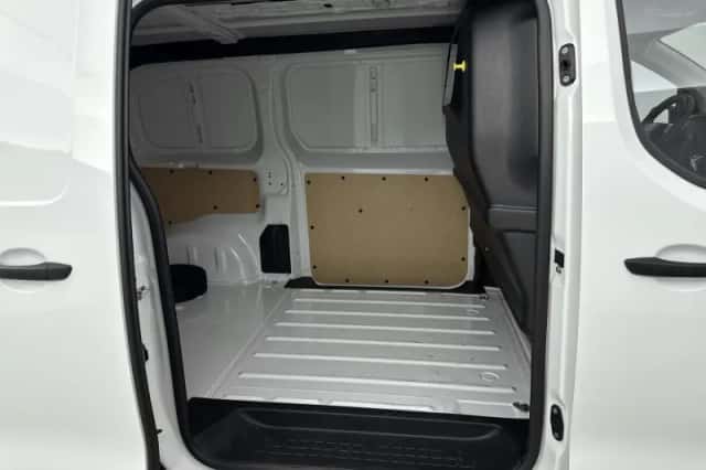 Opel Vivaro-e (2025) thumbnail 16