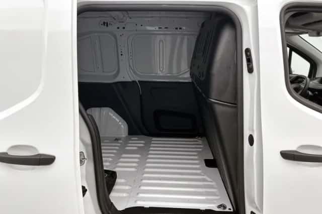 Peugeot Partner (2023) thumbnail 25