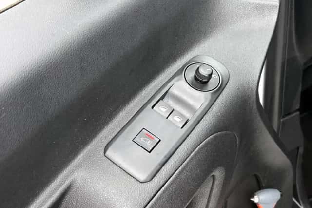 Peugeot Partner (2023) thumbnail 27