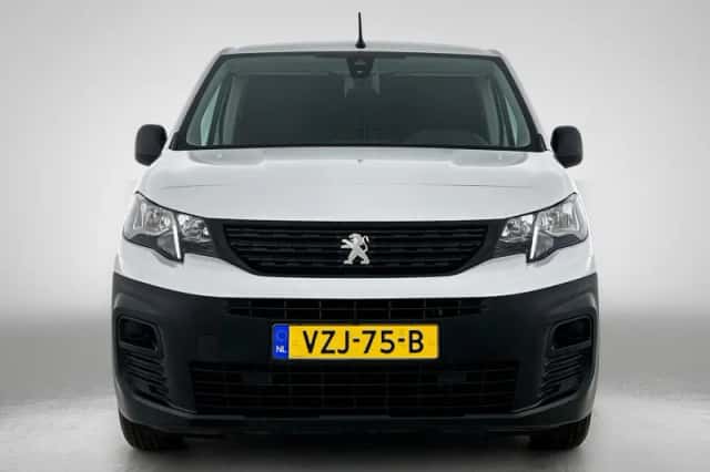 Peugeot Partner (2023) thumbnail 9