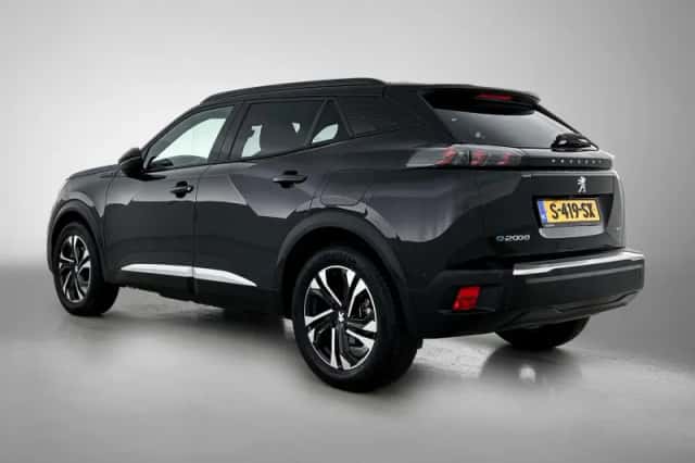 Peugeot e-2008 (2023) thumbnail 11