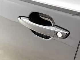 Peugeot e-2008 (2023) thumbnail 21