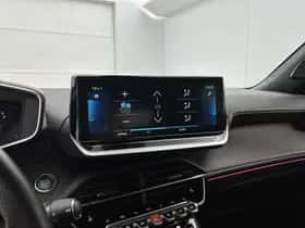 Peugeot e-2008 (2023) thumbnail 22