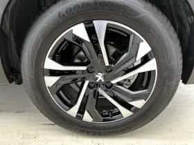Peugeot e-2008 (2023) thumbnail 42