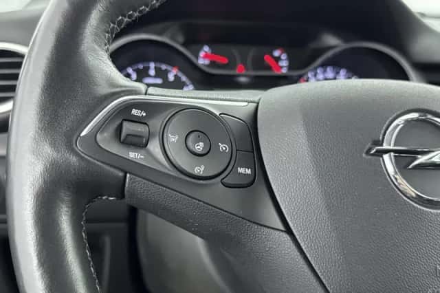 Opel Crossland (2021) thumbnail 19