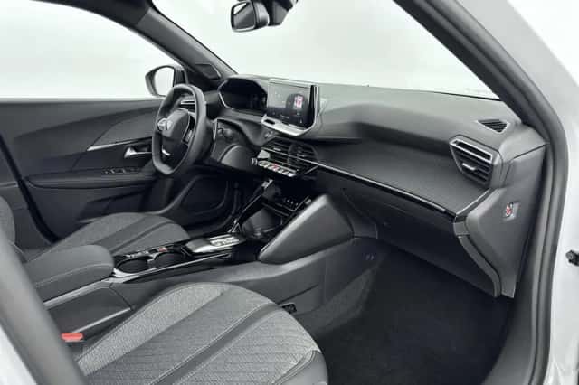 Peugeot 2008 (2025) thumbnail 13