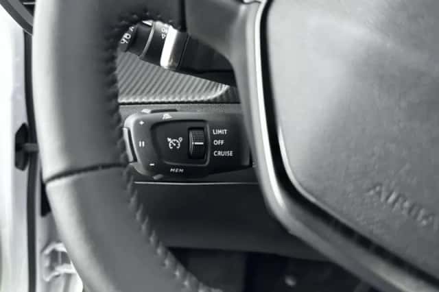 Peugeot 2008 (2025) thumbnail 19