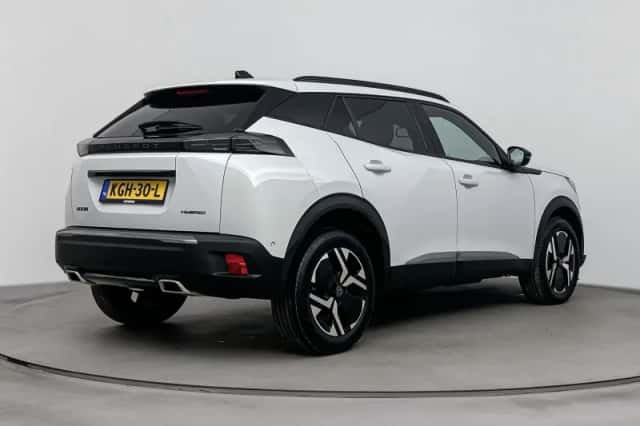 Peugeot 2008 (2025) thumbnail 3