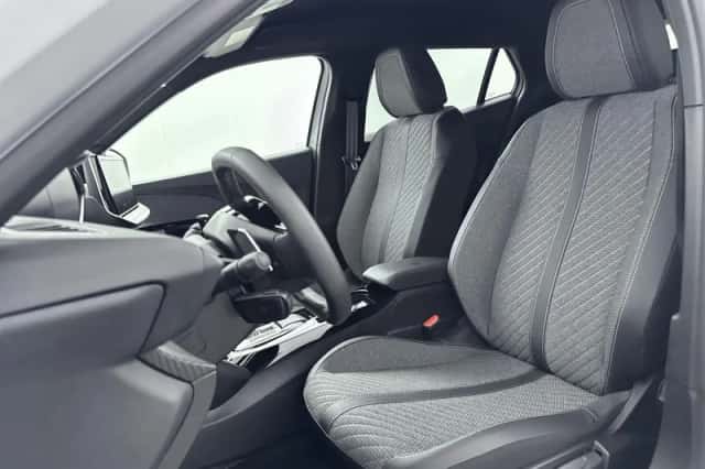 Peugeot 2008 (2025) thumbnail 10