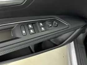 Peugeot 3008 (2023) thumbnail 17