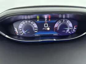 Peugeot 3008 (2023) thumbnail 19