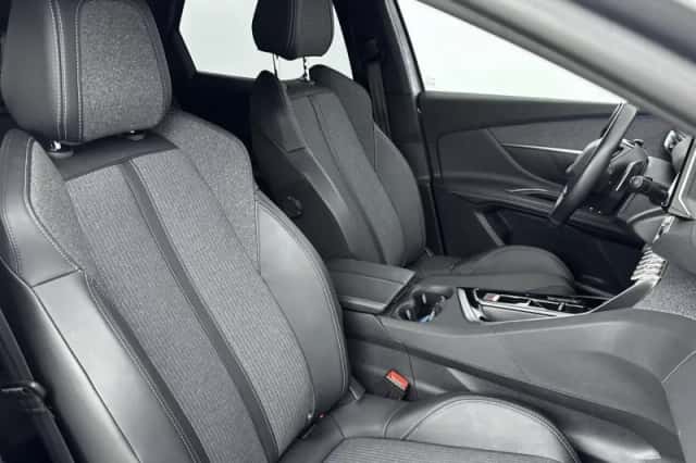 Peugeot 3008 (2023) thumbnail 34
