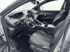 Peugeot 3008 (2023) thumbnail 5