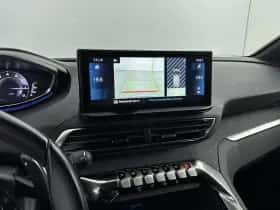 Peugeot 3008 (2023) thumbnail 8