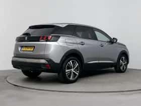 Peugeot 3008 (2023) thumbnail 9