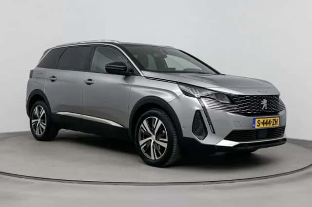 Peugeot 5008 (2023) thumbnail 11