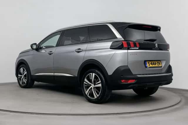 Peugeot 5008 (2023) thumbnail 13