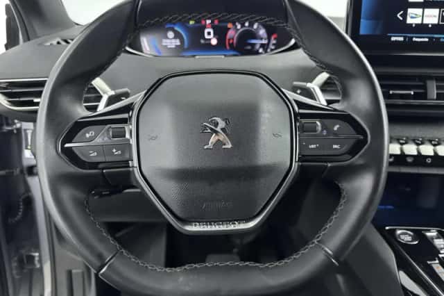 Peugeot 5008 (2023) thumbnail 18