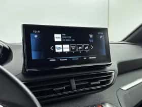 Peugeot 5008 (2023) thumbnail 21