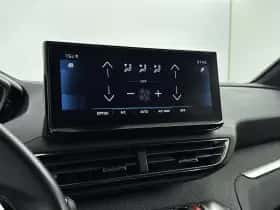 Peugeot 5008 (2023) thumbnail 23