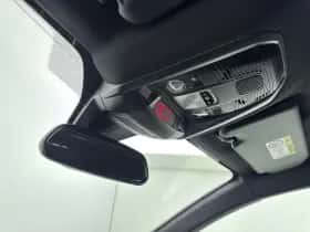 Peugeot 5008 (2023) thumbnail 25