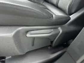 Peugeot 5008 (2023) thumbnail 29