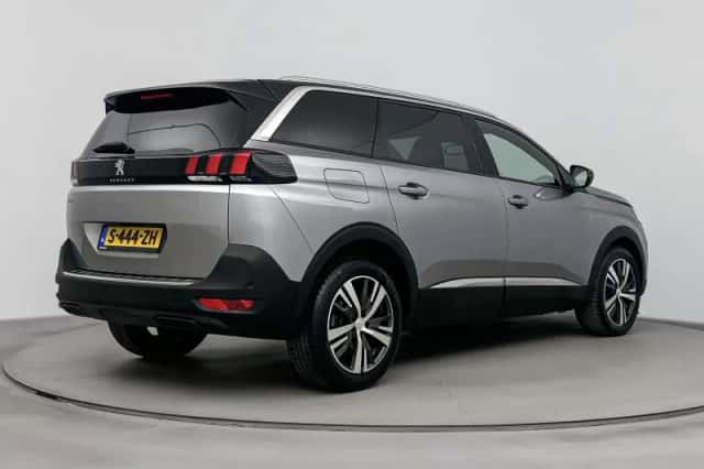 Peugeot 5008 (2023) thumbnail 9