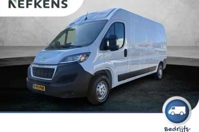 Peugeot Boxer (2024) thumbnail 1