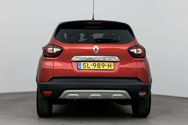 Renault Captur (2018) thumbnail 3