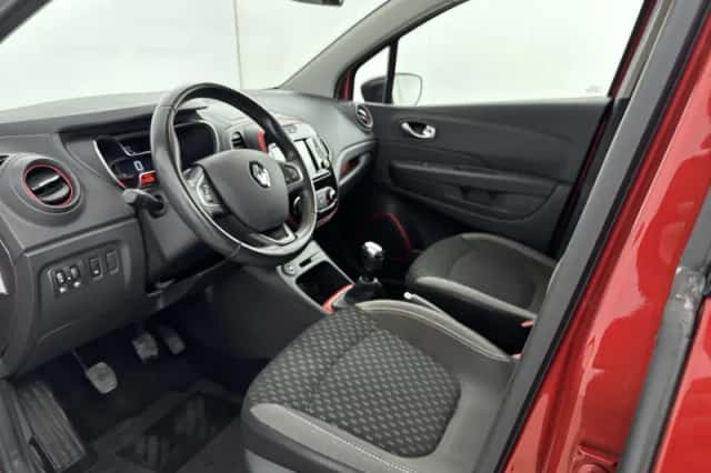 Renault Captur (2018) thumbnail 6