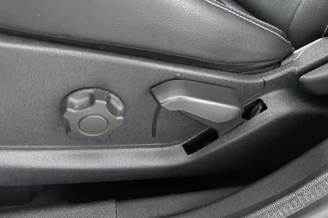 Ford EcoSport (2018) thumbnail 27