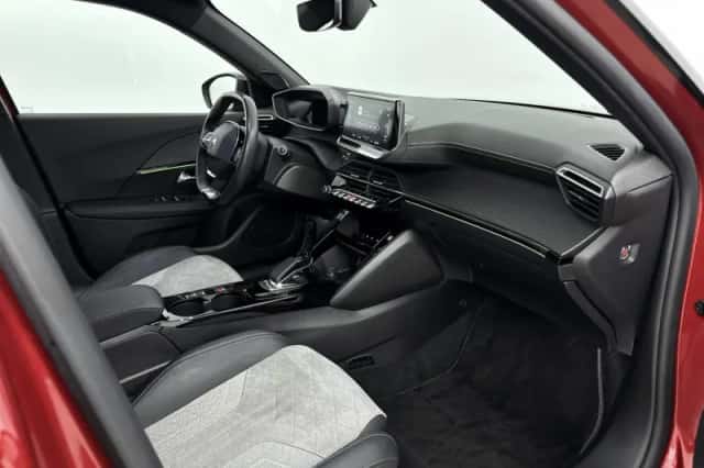 Peugeot e-2008 (2022) thumbnail 15
